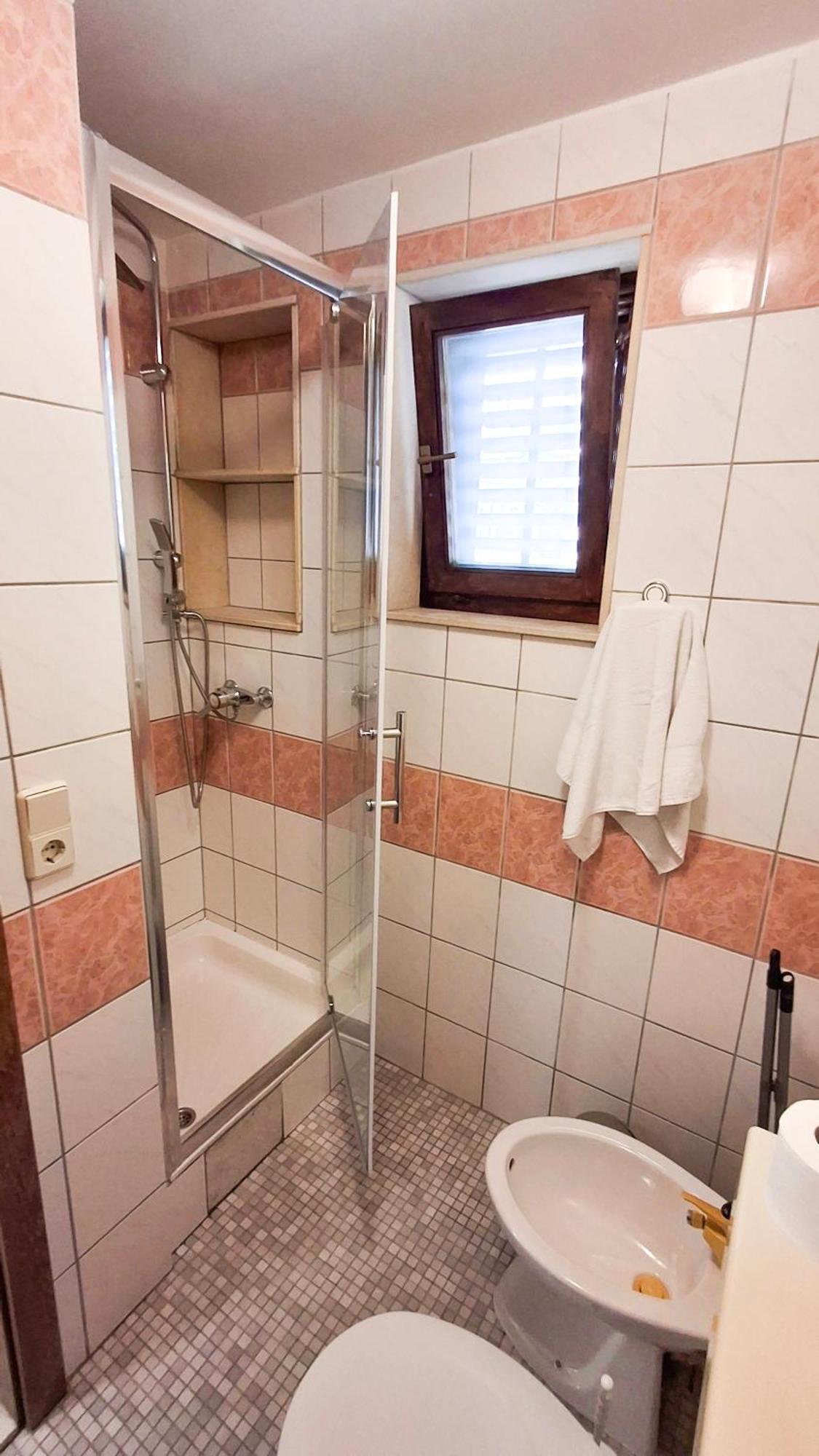 Vila Veljko Okrug Gornji Rum bild